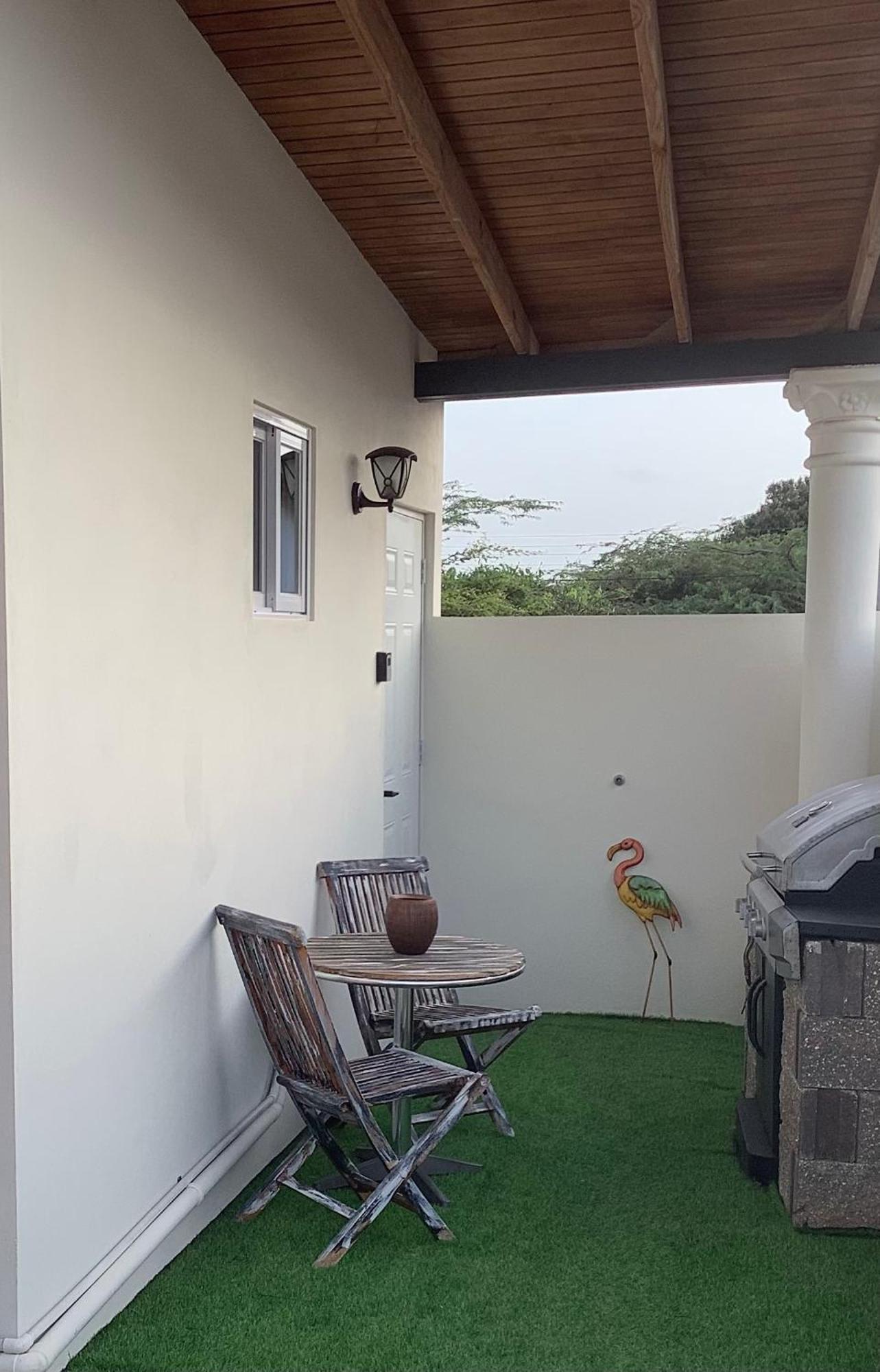 Cozy 1-Bedroom Apartment Minutes Away Drive To Mangel Halto Beach Savaneta Exterior photo